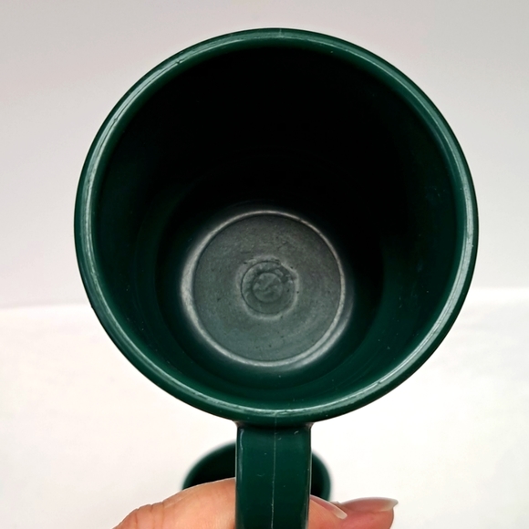 Vintage set of 2 green TUPPERWARE stackable mugs - Picture 4 of 5